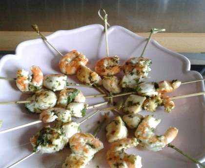 Brochettes De Saint Jacques Et Gambas Marin Es L Ail Et Au Citron Recette Difficult Facile